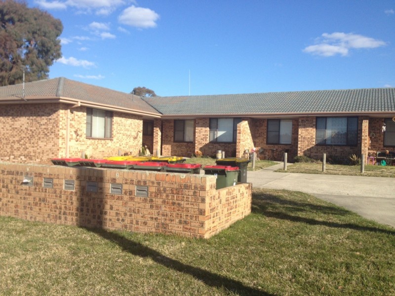 2/13 Burnett street, Wallerawang NSW 2845