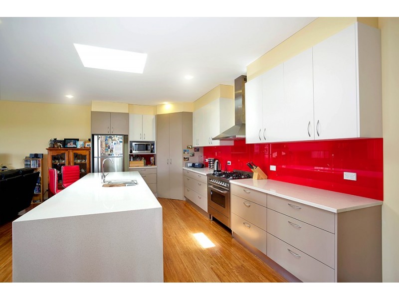 24 Munjowee Circle, Lithgow NSW 2790