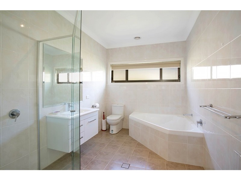 24 Munjowee Circle, Lithgow NSW 2790
