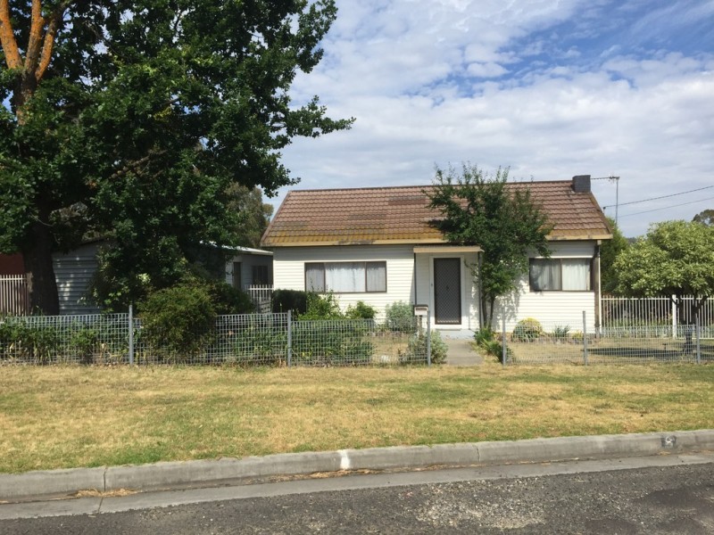8 RIDGE STREET, Portland NSW 2847