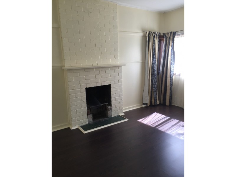 8 RIDGE STREET, Portland NSW 2847