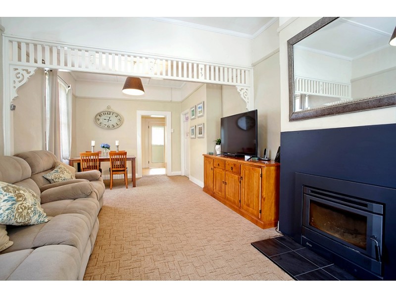 8 Rabaul Street, Lithgow NSW 2790