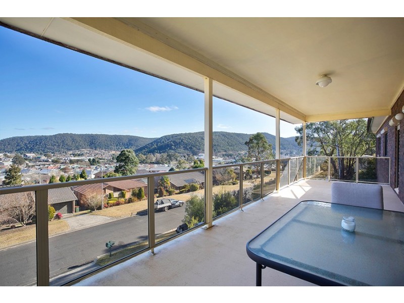 13 Blaxland Street, Lithgow NSW 2790