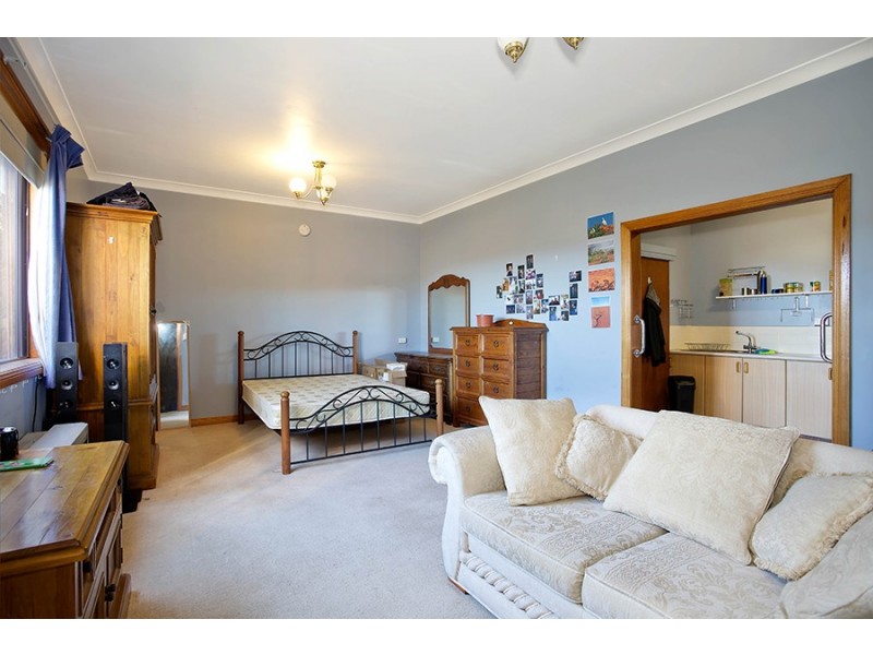 13 Blaxland Street, Lithgow NSW 2790