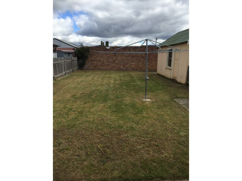 25 Martini pde, Lithgow NSW 2790