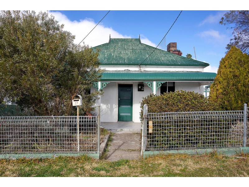 17 Roxburgh Street, Portland NSW 2847