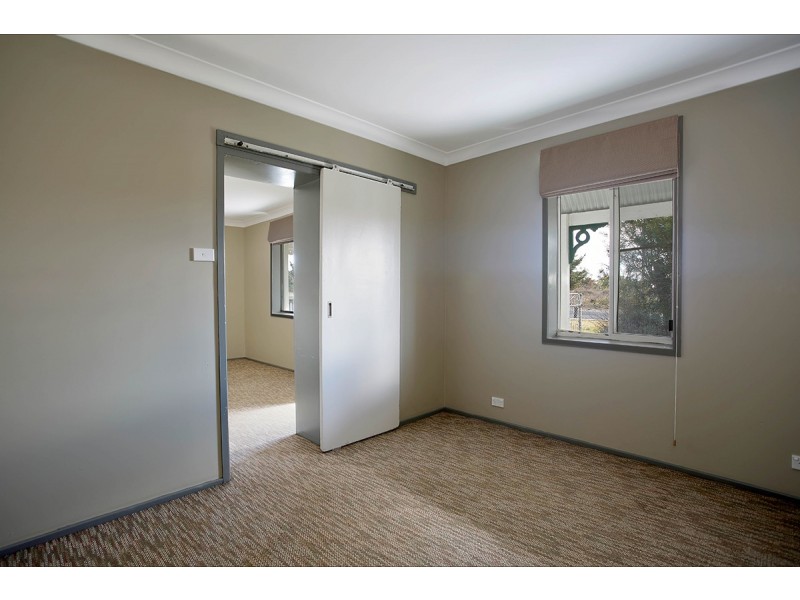 17 Roxburgh Street, Portland NSW 2847