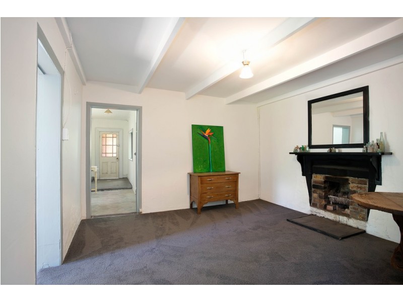 8-10 Creek Street, Portland NSW 2847