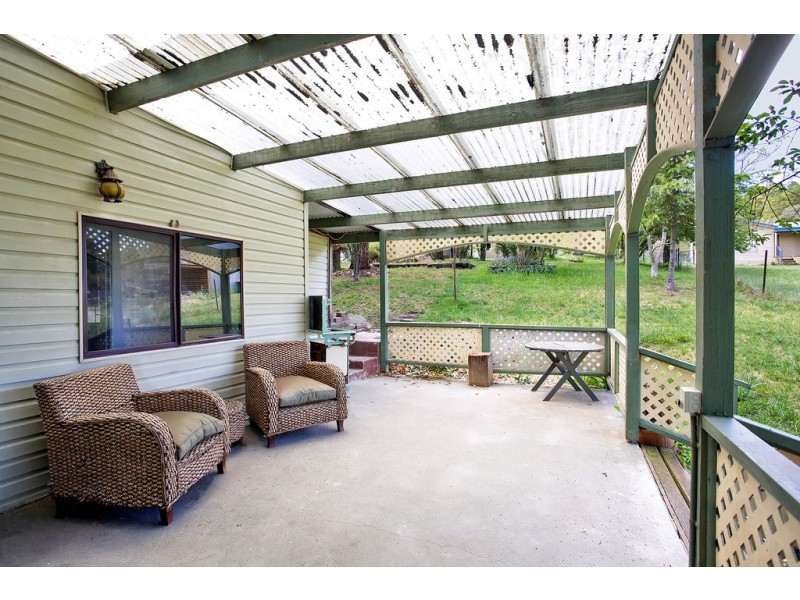 8-10 Creek Street, Portland NSW 2847