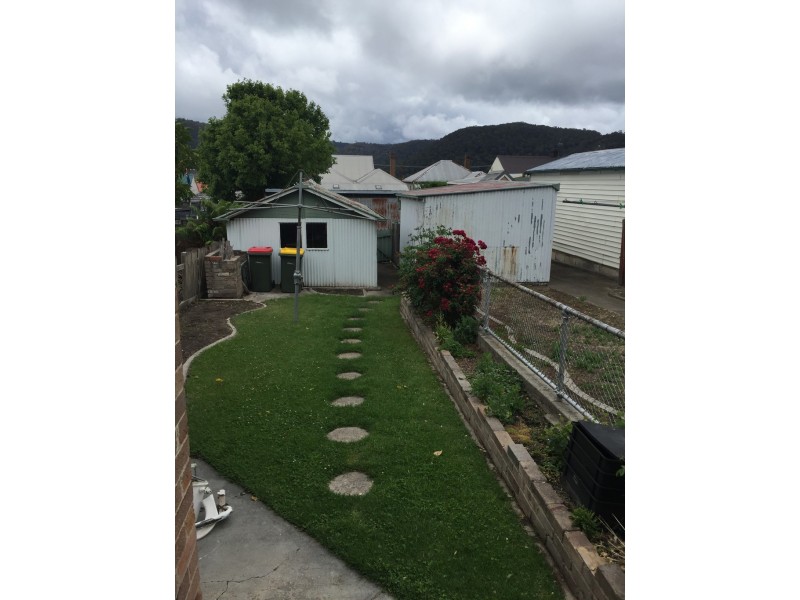 8 Bent Street, Lithgow NSW 2790