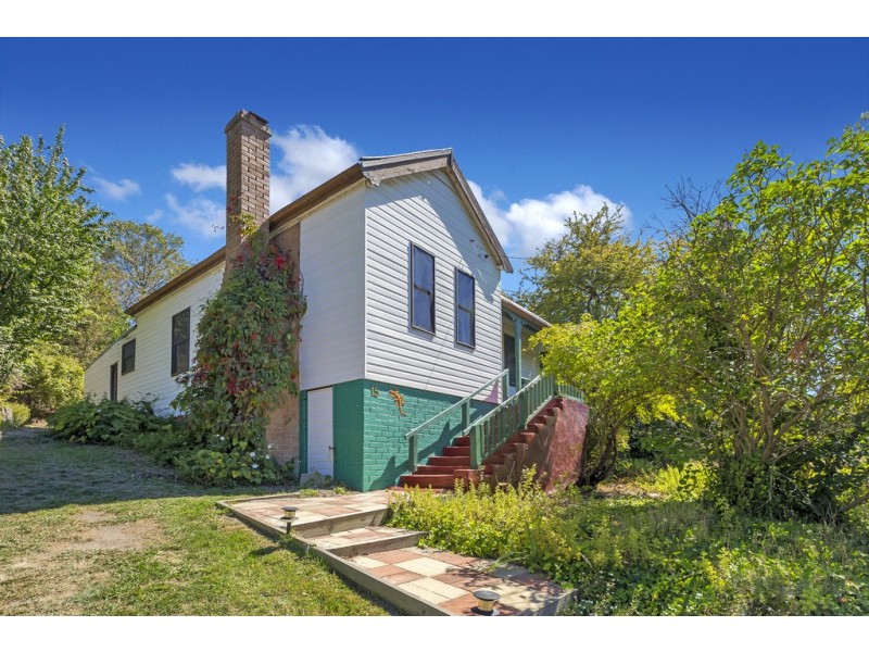 15 Burton Street, Portland NSW 2847