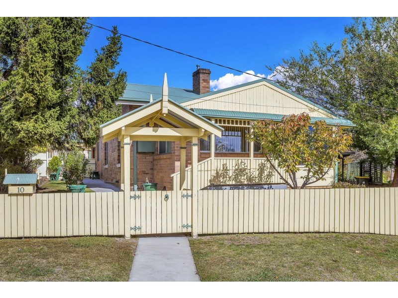 10 The Circle, Lithgow NSW 2790