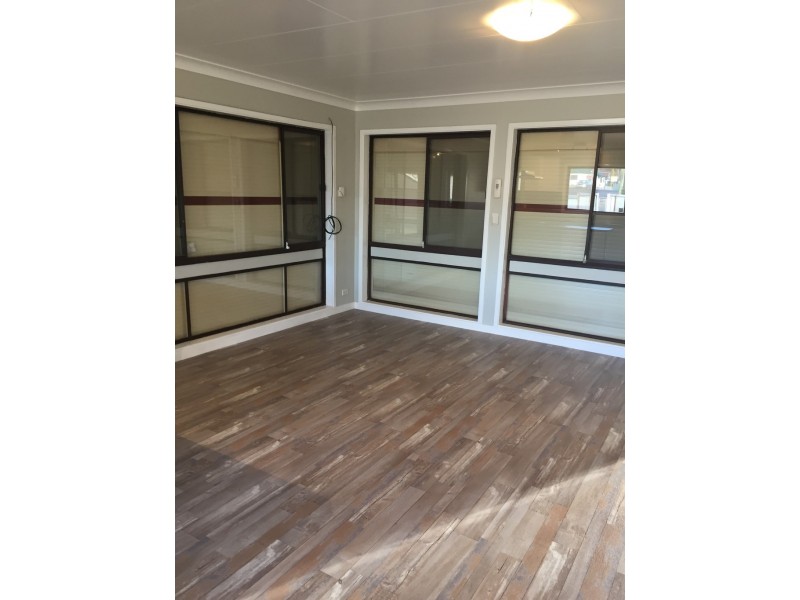 13 Enfield Ave, Lithgow NSW 2790