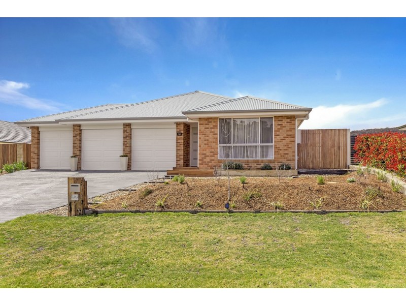 34 Kirkley Street, South Bowenfels NSW 2790