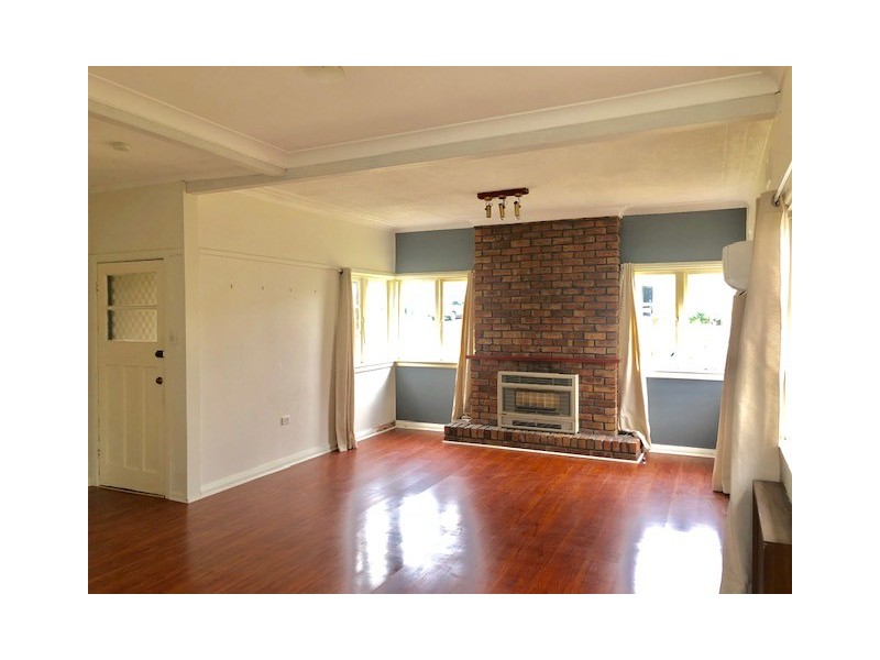 9 Tobruk Street, Lithgow NSW 2790