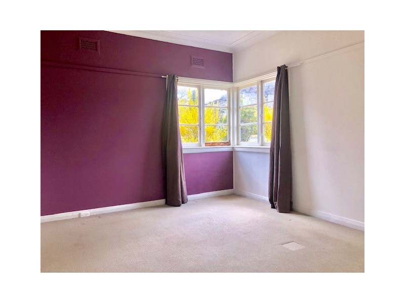 9 Tobruk Street, Lithgow NSW 2790