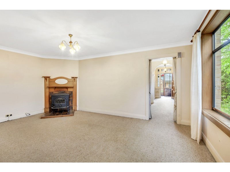 17-19 Calero Street, Lithgow NSW 2790