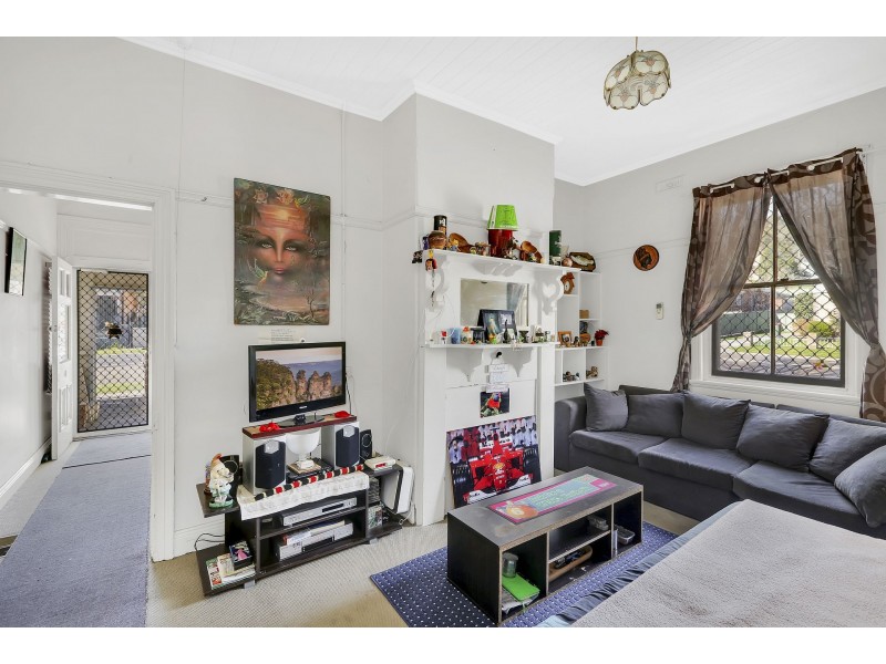 2 Cupro St, Lithgow NSW 2790