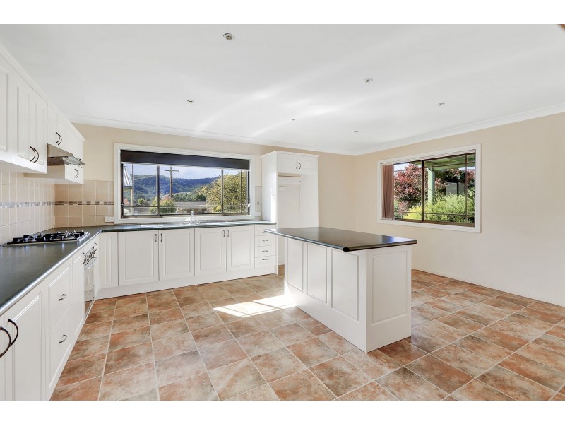 2 Tweed, Lithgow NSW 2790