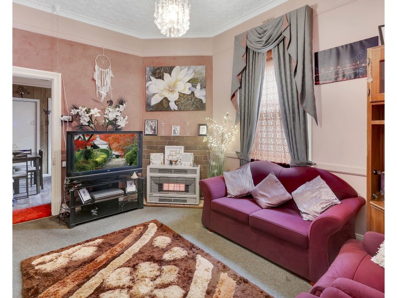 17- 19 Roy St, Lithgow NSW 2790