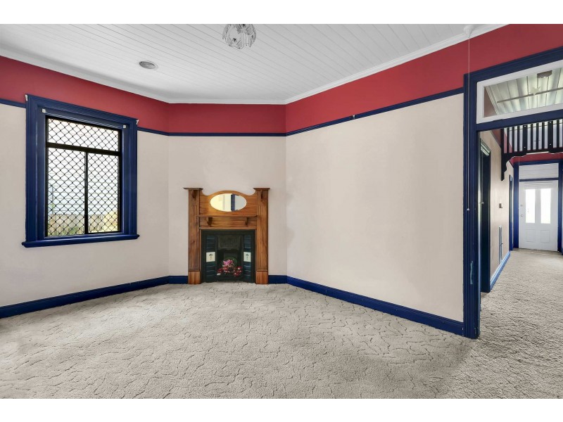 76 Laurence street, Lithgow NSW 2790