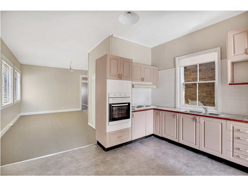 39 Roy, Lithgow NSW 2790