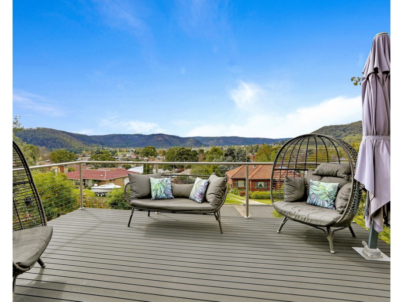 9 Hill Range Crescent, Lithgow NSW 2790