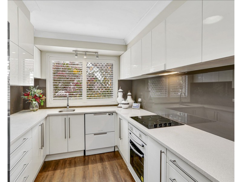 9 Hill Range Crescent, Lithgow NSW 2790