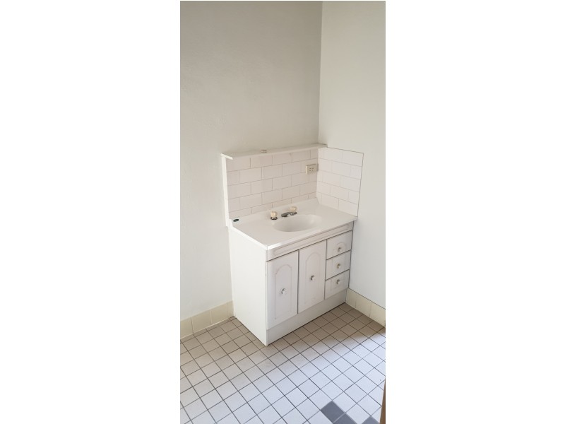 2/2 Wrights Road, Lithgow NSW 2790