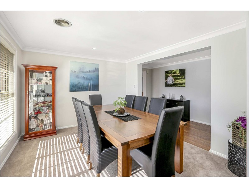 8 Robertson Street, Bowenfels NSW 2790