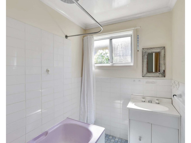 23 Bells rd, Lithgow NSW 2790