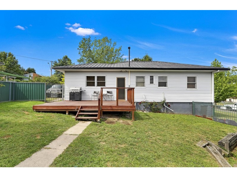 11 Stewart Street, Lithgow NSW 2790
