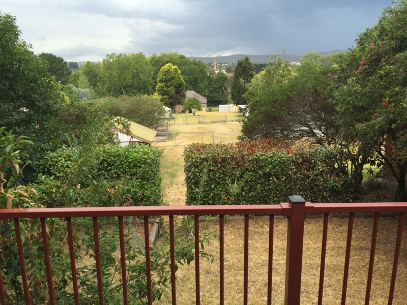 10 BURTON STREET, Portland NSW 2847