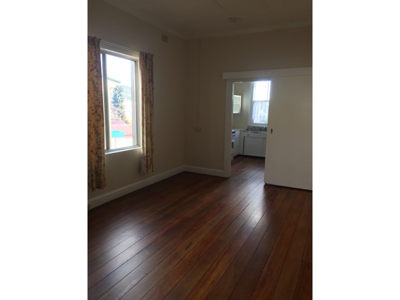 12 HAYLEY STREET, Lithgow NSW 2790