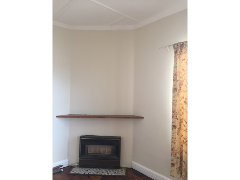 12 HAYLEY STREET, Lithgow NSW 2790