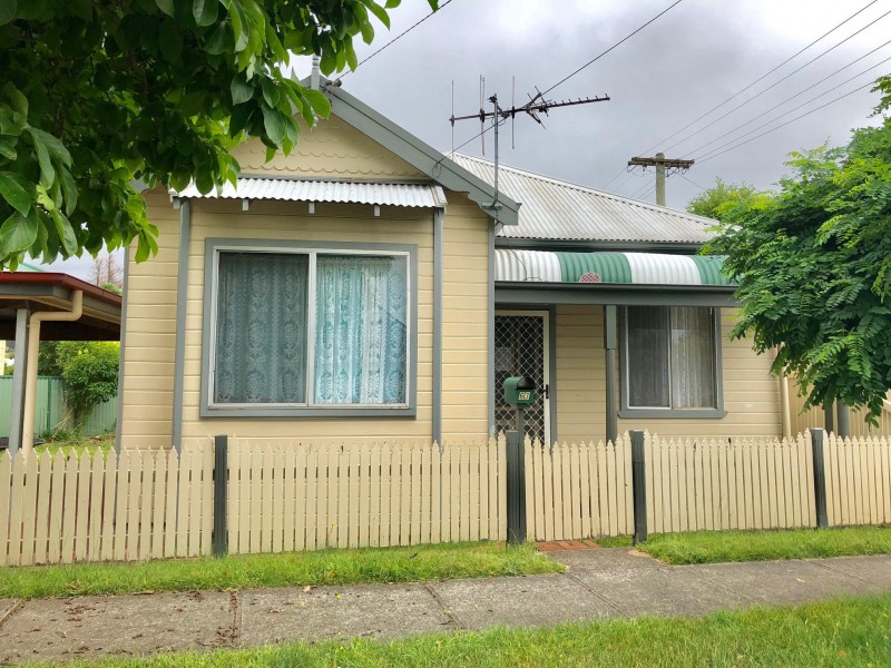63 STEPHENSON STREET, Lithgow NSW 2790