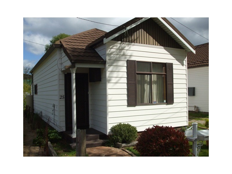 25 Laidley Street, Lithgow NSW 2790