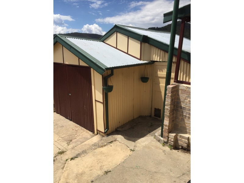 27 Ordnance Avenue, Lithgow NSW 2790