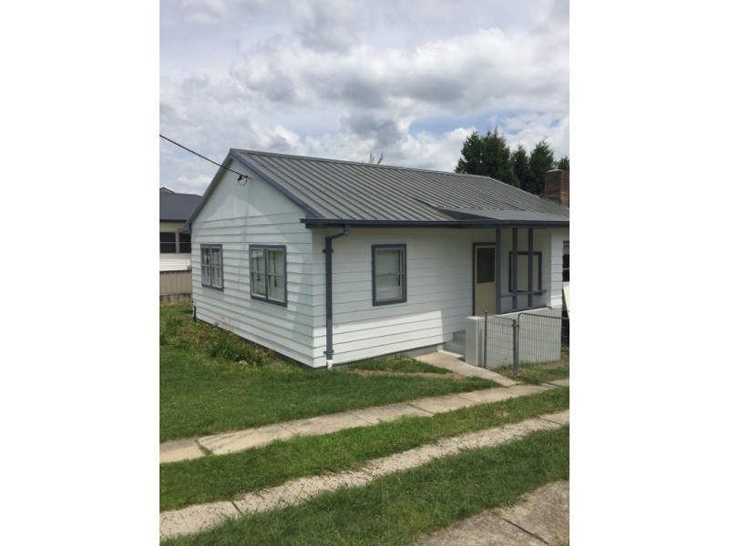 37 Oxley Street, Wallerawang NSW 2845