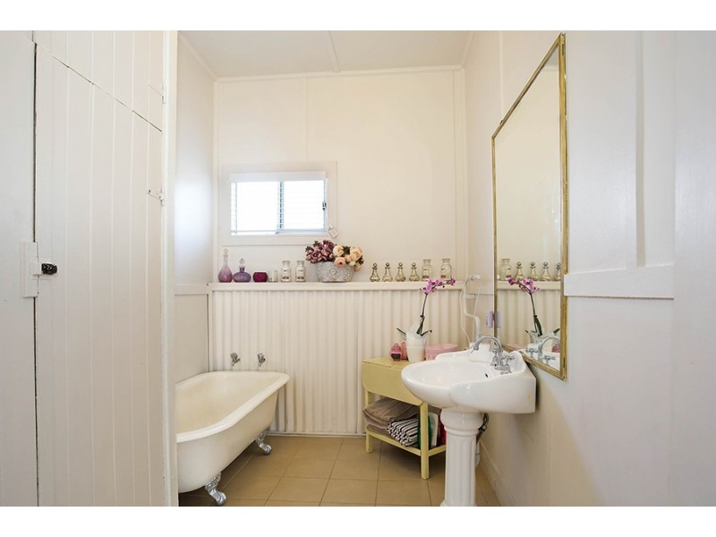 27 BROOK STREET, Lithgow NSW 2790