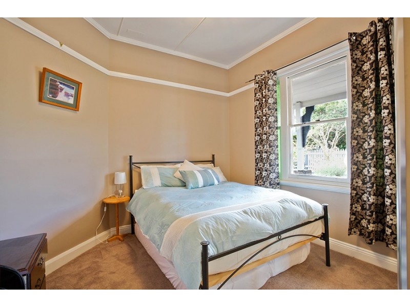 34 Ferro Street, Lithgow NSW 2790