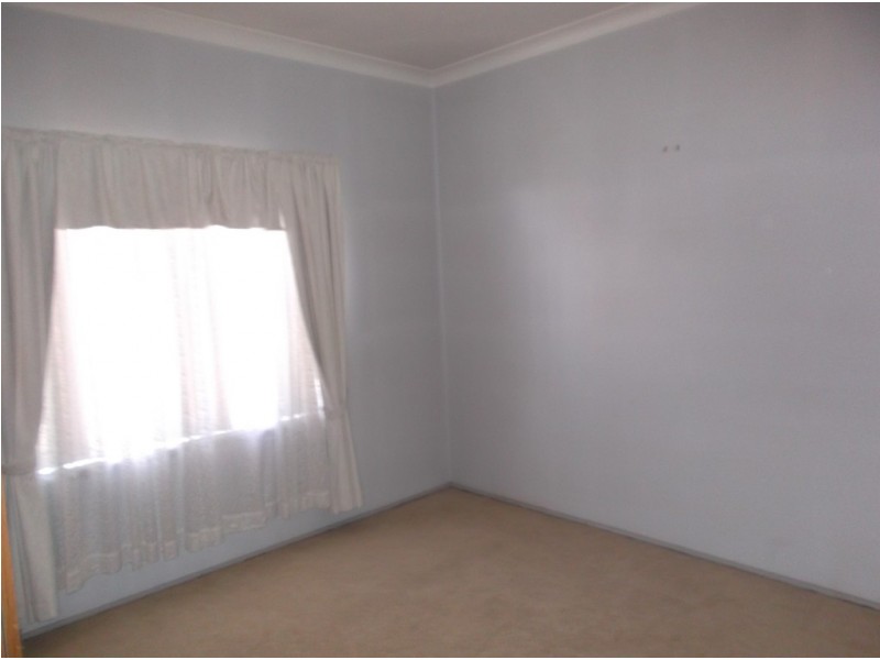 76 Martini Parade, Lithgow NSW 2790