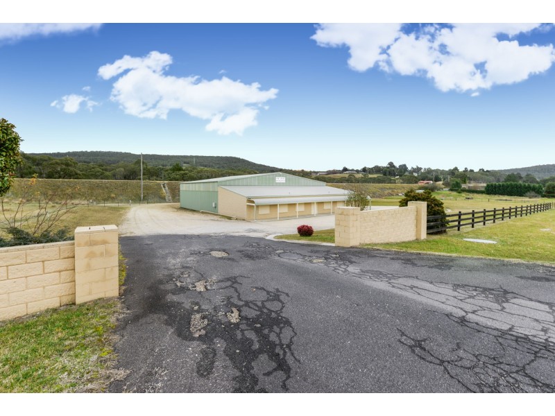527 Great Western Highway, Marrangaroo NSW 2790