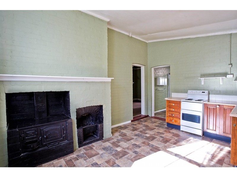 138 Hassans Walls Road, Lithgow NSW 2790