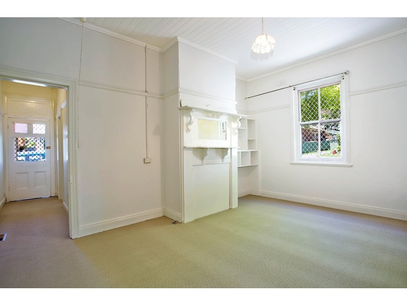 2 Cupro Street, Lithgow NSW 2790