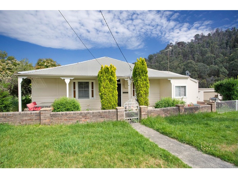 27 Brook Street, Lithgow NSW 2790