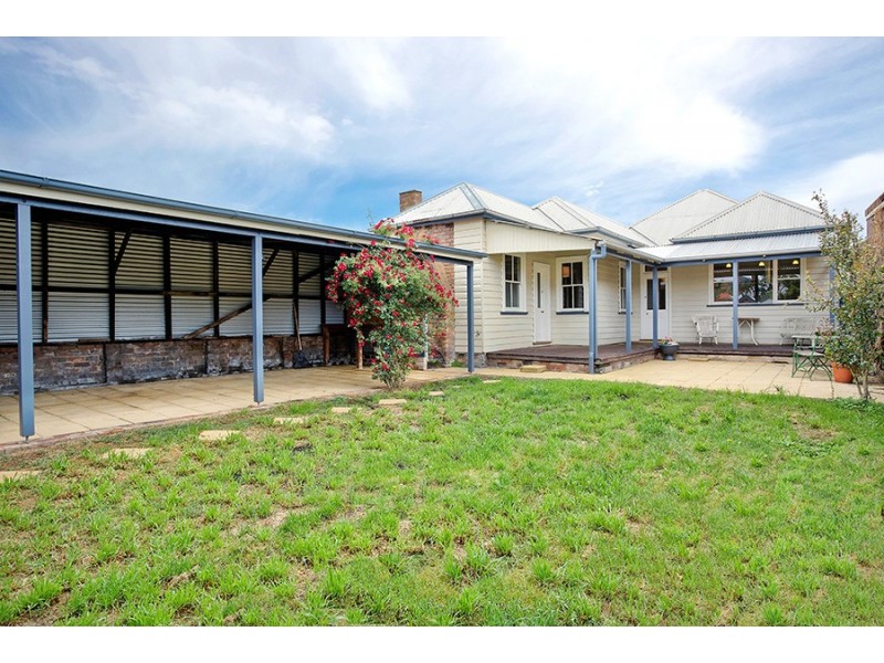 15 Roy Street, Lithgow NSW 2790