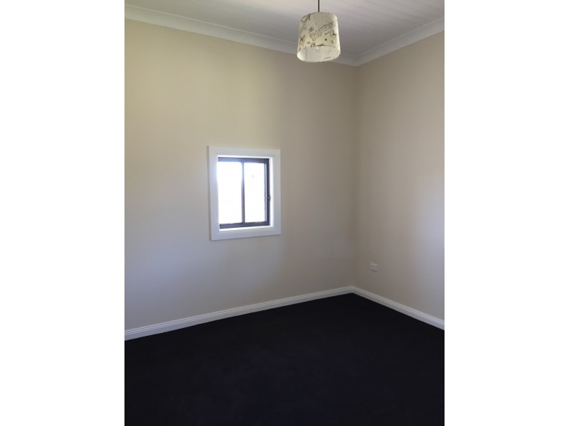 32 John Mackey VC Drive, Portland NSW 2847