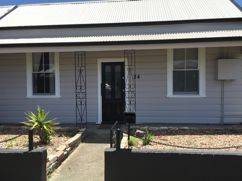 24 Coalbrook Street, Lithgow NSW 2790