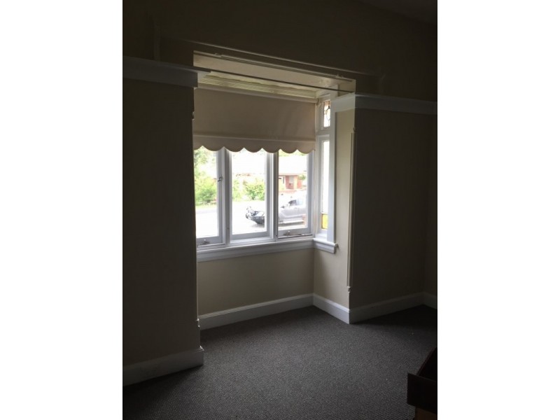 8 Ordnance Ave, Lithgow NSW 2790